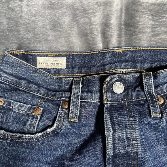 Levi's 501 Jeans Womens W25 L30 Blue Medium Wash Straight Button Fly Classic - Picture 7 of 14